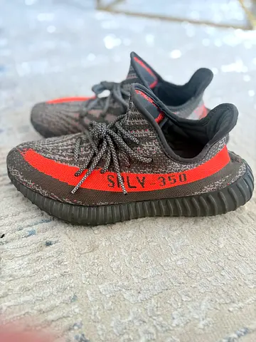 Yeezy Boost 350 V2 (Carbon Beluga) special edition- original