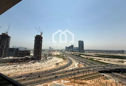 SMART INVESTMENT | BRIGHT INTERIORS | BIG LAYOUT