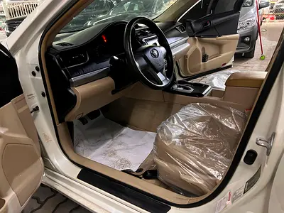 2014 Toyota CAMRY photo 14