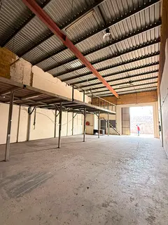 Strategically located industrial warehouse | Suitable for storage and commercial activities | 20 kW