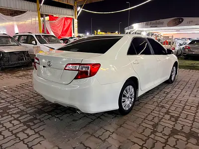 2014 Toyota CAMRY photo 9