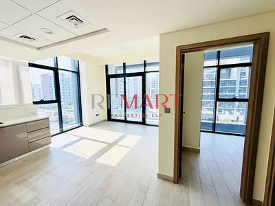 Corner unit| Main Boulevard view | Bigger layout |