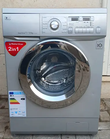 Fully automatic LG 7kg washing machine , 3.5kg full dryer, color silver, condition good working