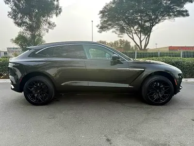 صورة 8 لـ 2022 Aston Martin DBX