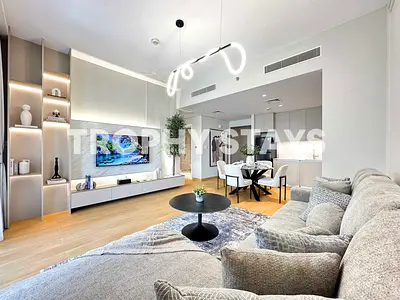 Lagoon & Canal View | Prime Location | All Bills Incl