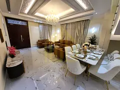 Luxury classic villa with 4 master bedrooms | Opposite the mall | Ready to move in or invest | Freeh