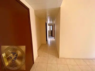 غرفتين وصالة مساحة واسعة تشطيب حديث مطبخ بتصميم عصرى اتنين حمام متكاملين مساحة واسعة بناء عائلى بالكامل موقع مميز واستراتيجى