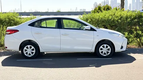صورة 8 لـ 2022 Toyota YARIS