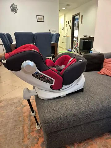 Nurtür 360° ISOFIX Child Car Seat –with swivel base - good condition