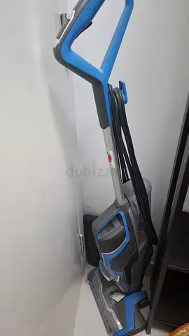 مكنسة تنظيف و شطف