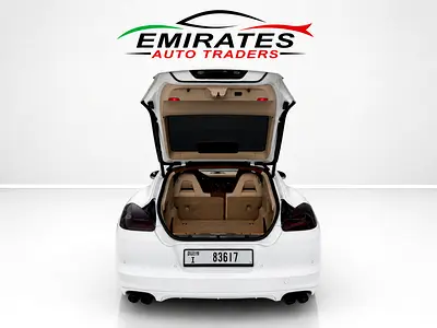 صورة مصغرة 8 لـ 2011 Porsche PANAMERA