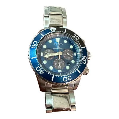 SEIKO MENS PROSPEX 200 METER SOLAR
POWERED DIVERS