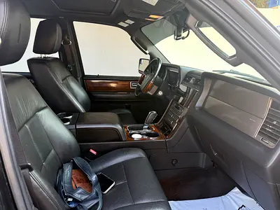 2013 Lincoln NAVIGATOR — фото 9