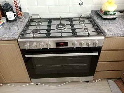 Bosch series 6 full gas stove 90cm