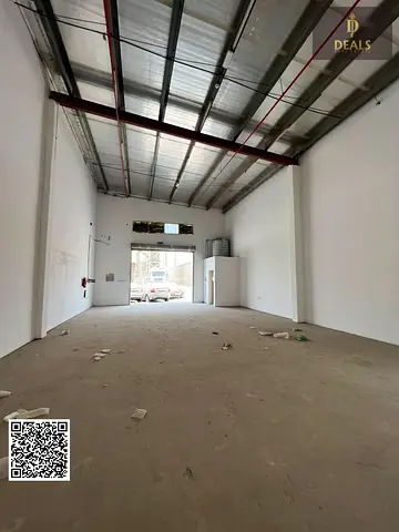مستودع صناعي 2000 قدم² للإيجار | كهرباء 21 كيلو وات | أرضي | الجرف 1