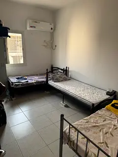 Bed space available for executive bachelors