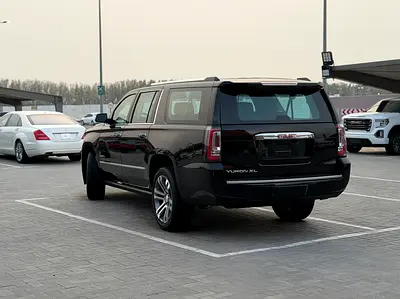 2017 GMC YUKON — фото 2