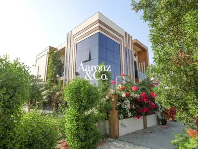 Luxury Custom Made Villa | Private Pool | Lift