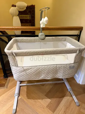 Bumble  bird Next2Me Style Bedside Bassinet - Beige, Excellent Condition