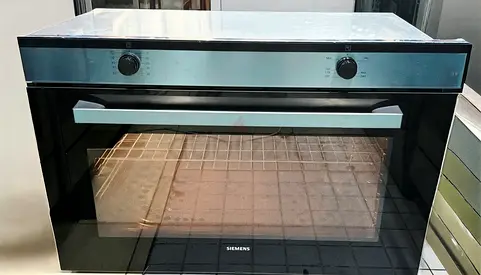 Siemens Modern Built-in Gas Oven 90 cm – Premium Finish