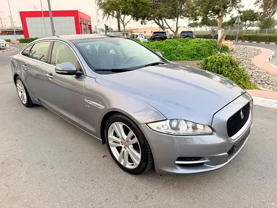 صورة 4 لـ 2015 Jaguar XJ