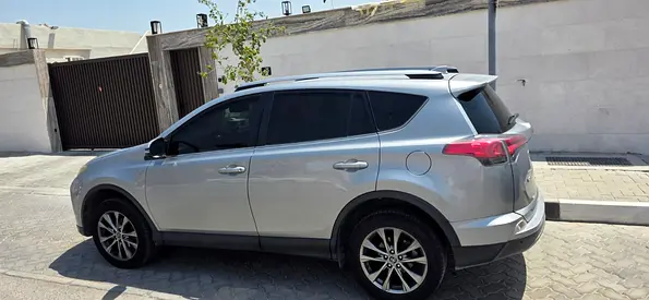 صورة 3 لـ 2018 Toyota RAV 4