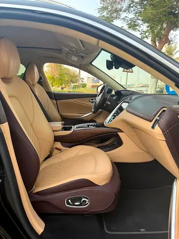 صورة مصغرة 11 لـ 2022 Aston Martin DBX
