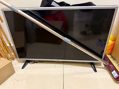 LG 32-inch LED TV - Good working condition