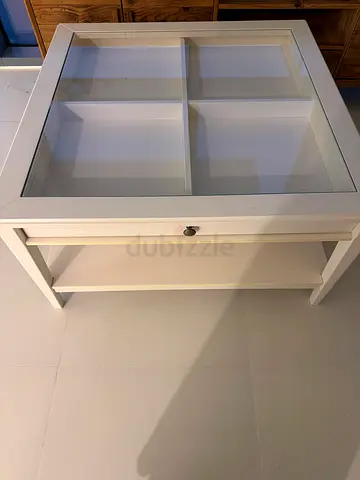 White coffee table  with Glass top and drawer  Compartments
