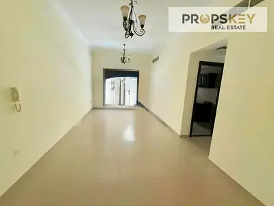 2 BEDROOM APARTMENT || CLOSE KITCHEN || BALCONY || HIGH FLOOR