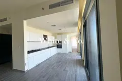 12 Cheques | Large Layout | Vacant Now