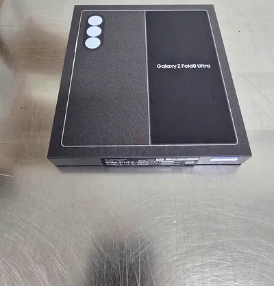 SAMSUNG FOLD 8 ULTRA BRAND NEW SEALED INTERNATIONAL SPECS