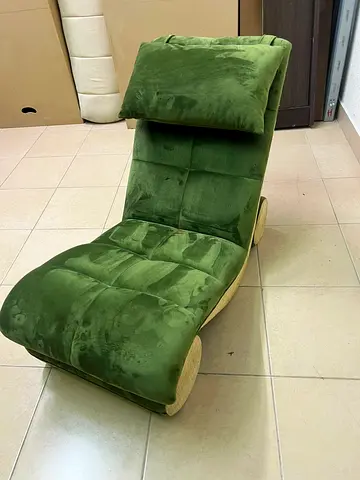 Green Velvet Floor Lounge Chair with Headrest - Comfortable Gaming/Relaxing Seat