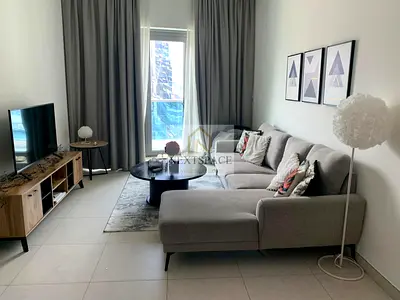 Furnished 1 BR | Stylish Unit | Prime Location | Vacant | Canal View