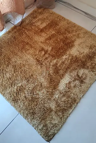 Set of 2 Golden Square Rugs