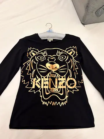 Black long-sleeve graphic tiger print top - size M