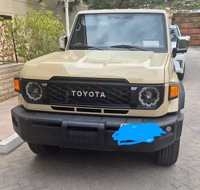 Used and Modified 2025 Toyota Land Cruiser 70 Series LC 71 LX - GCC Specs
