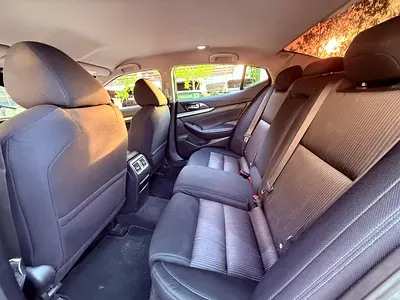 2016 Nissan MAXIMA 照片 9
