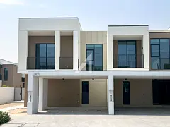 4BR+Maid's Room | Prime Location |Vacant Townhouse