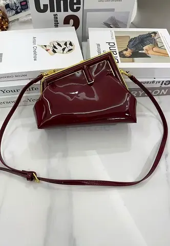 Fendi ladies purse 👛