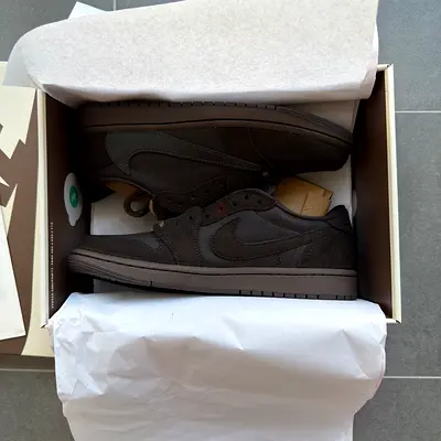 Jordan 1 Travis Scott Velvet Brown US9 DS