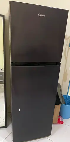 Midea Top Freezer Refrigerator - Good Condition, 2-Door