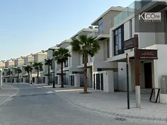 Brand New 3BR with Pool Alina Villa | Danah Bay