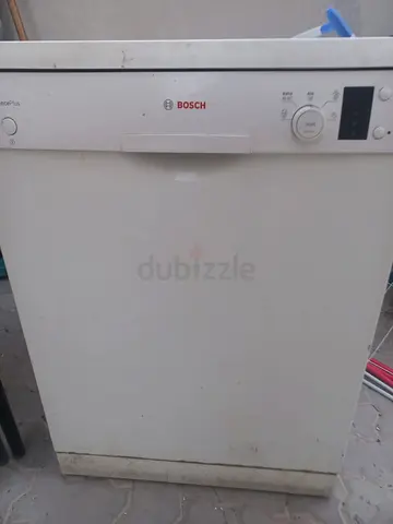 Bosch freestanding dishwasher - used