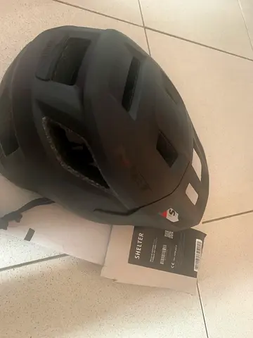 Met Helmet