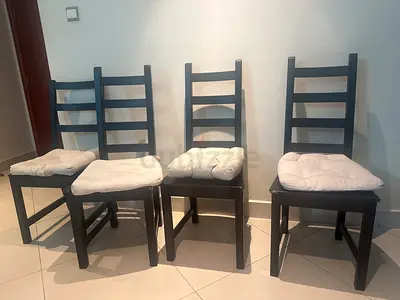 Set of 4 Dark Wood Dining Chairs with Cushions