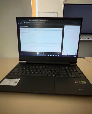 HP Victus 15 Gaming Laptop - RTX 4050 , Ryzen 7, 32gb DDR5 ram, 1TB SSD