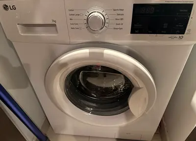 LG 7kg Front Load Washing Machine – Excellent Condition