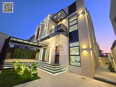 Luxury 3-Storey Villa | 5 Master Bedrooms | Central AC | Fully Equipped Kitchen