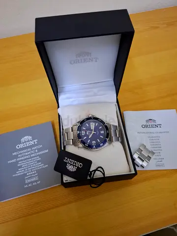 Orient mako || mens stainless steel watch with blue dial - full set